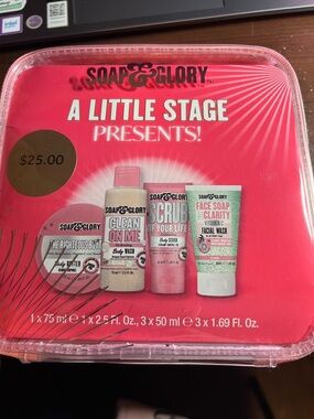 Soap & Glory Kids Bath Set – Bright Pink Gift Tin